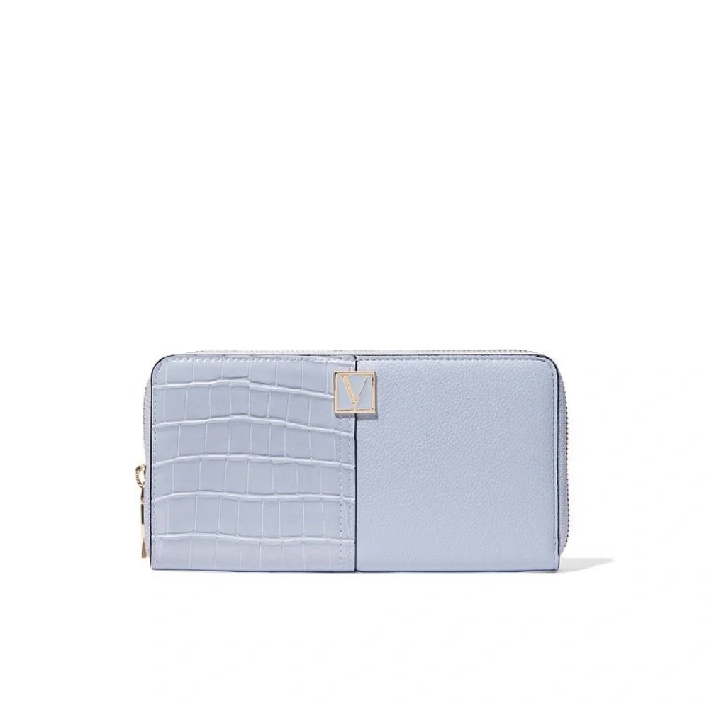 Victoria's Secret Wrap Around Zip Wallet Blue Limited Edition NEW